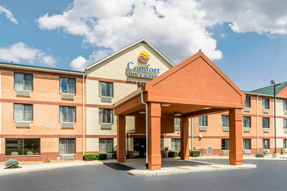 Comfort Inn & Suites Near Tinley Park Amphitheater Exterior photo